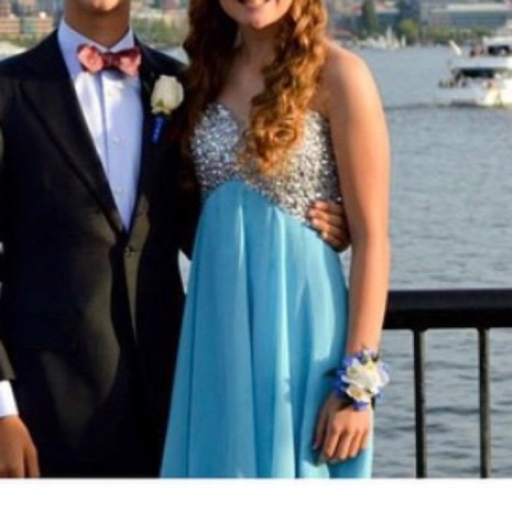 Blue prom dress